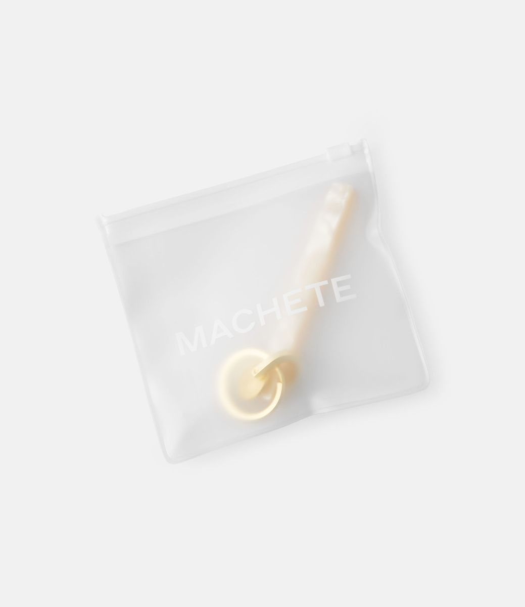 Machete Bar Keychain in Ivory — брелок из ацетата