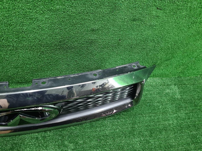 Решетка радиатора Infiniti QX50 2 (2017-н.в.)