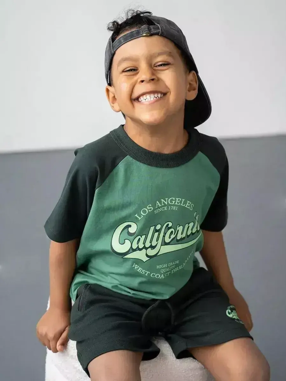 Летний костюм для мальчика в садик