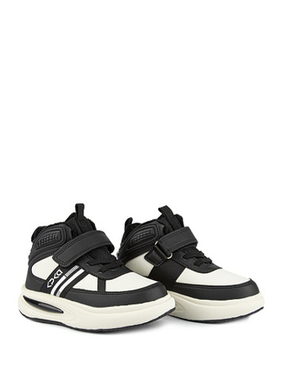 Кроссовки утепленные