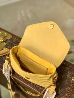 Louis Vuitton New Wave Multi Pochette