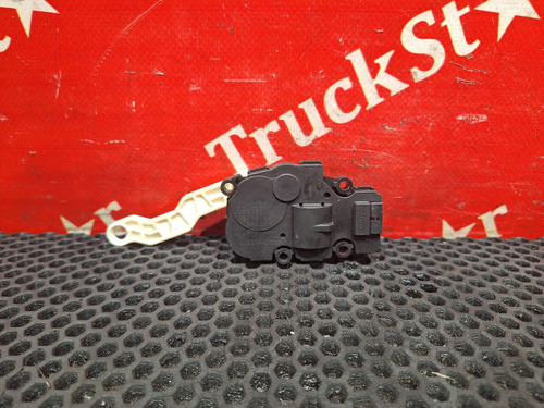 Моторчик заслонки отопителя 2018г