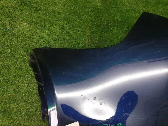 Бампер задний левая часть Land-Rover Discovery Sport (2014-2019)