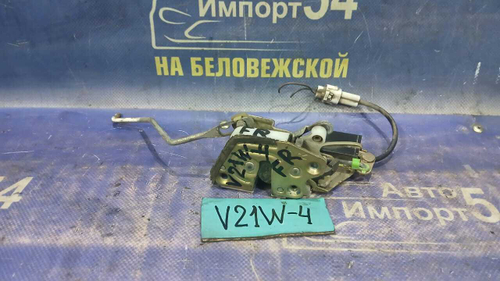 Замок двери передней правой MITSUBISHI PAJERO 1998