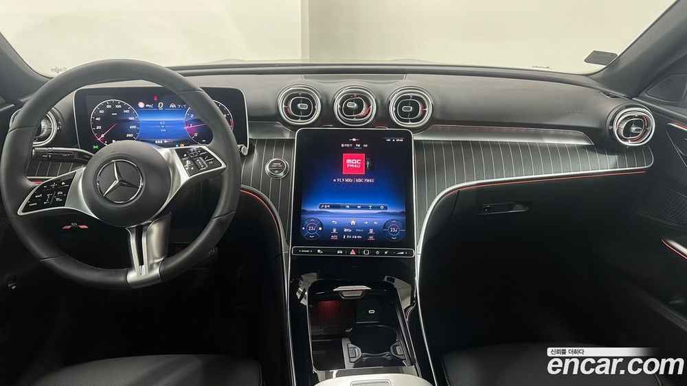 Mercedes-Benz C-Class W206 C300 4MATIC Avangarde (09.2023)
