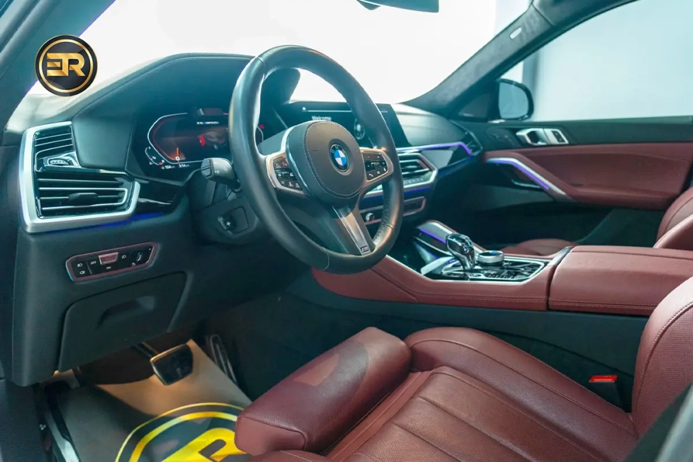 BMW X6 M50i