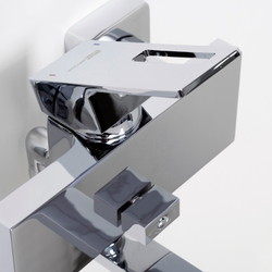Alme 1502L Смеситель для ванны с длинным изливом