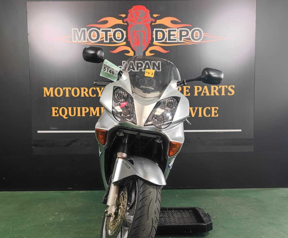 Honda VFR800F , 2005