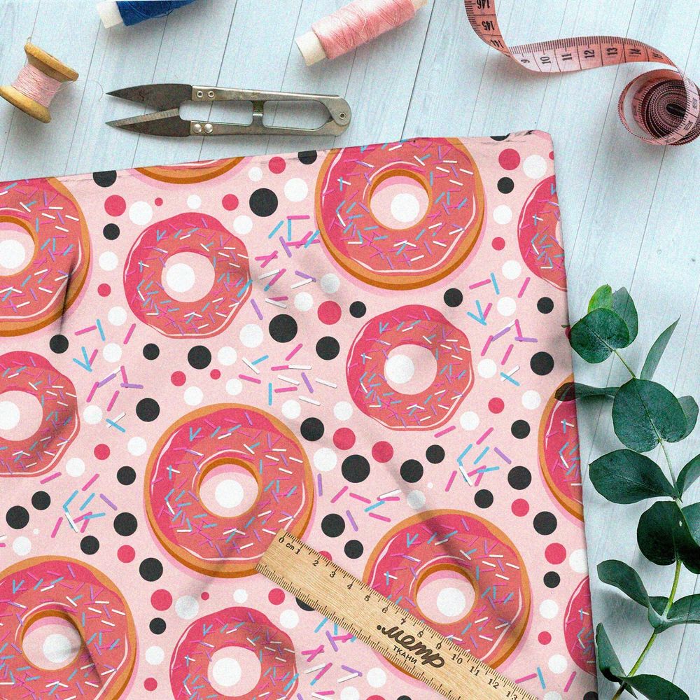 Ткань кулирная гладь свежие клубничные пончики с посыпкой