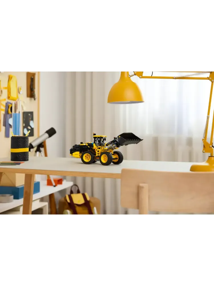 Конструктор Technic 42209 Колесный погрузчик Volvo L120