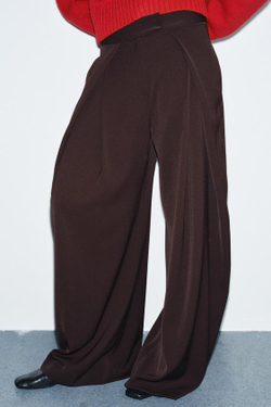 ZARA СВОБОДНЫЕ БРЮКИ С ЗАЩИПАМИ — ZW COLLECTION, КОРИЧНЕВЫЙ