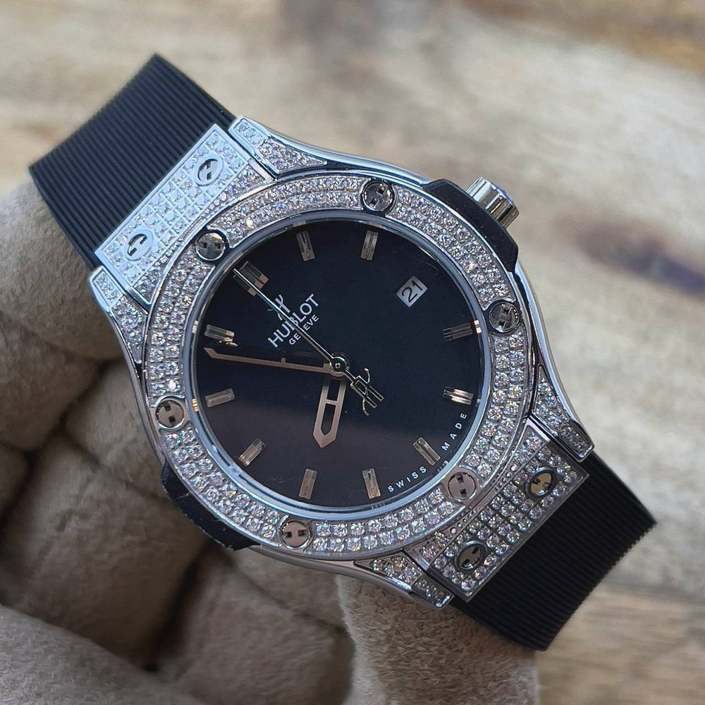 Часы Hublot