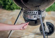 Угольный гриль Weber Master-Touch GBS Premium E-5770, 57 см, чёрный