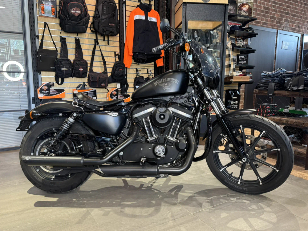 Harley-Davidson Sportster 883