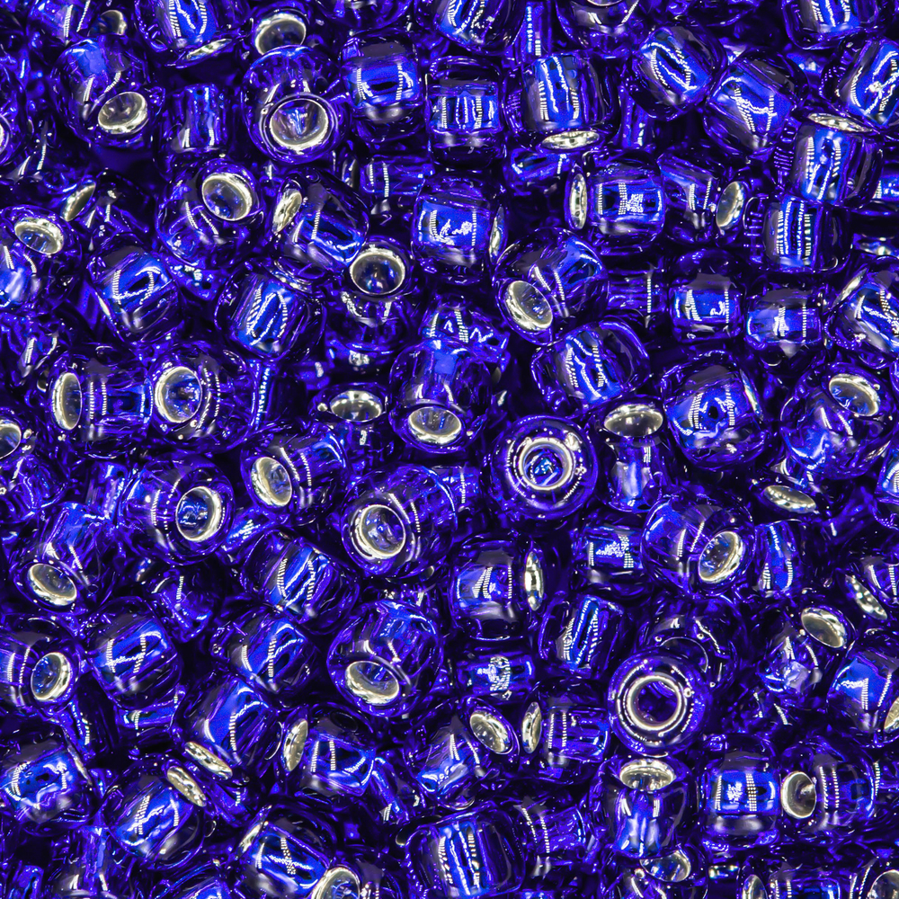 Японский бисер TOHO Round 6/0 (№28), с внутренним серебрением, прозрачный