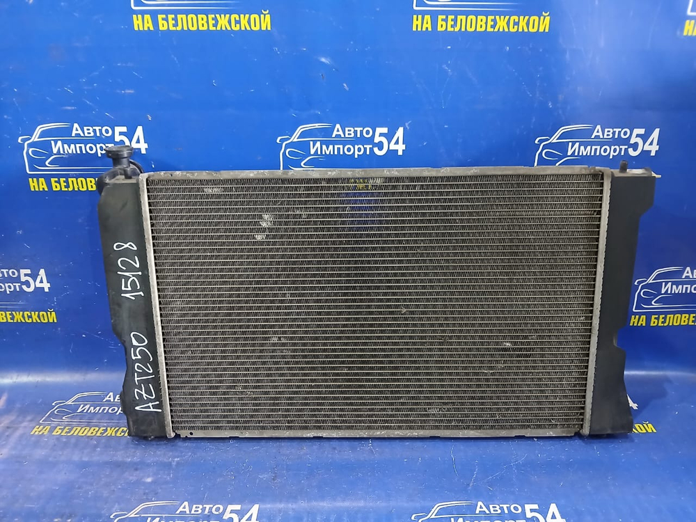 Радиатор двигателя TOYOTA AVENSIS 2002-2010