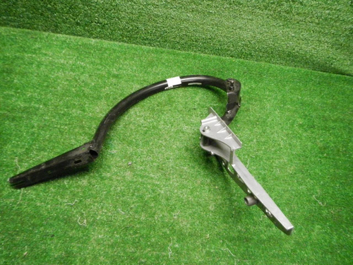 Петля крышки багажника левая Mercedes E W213 16-23