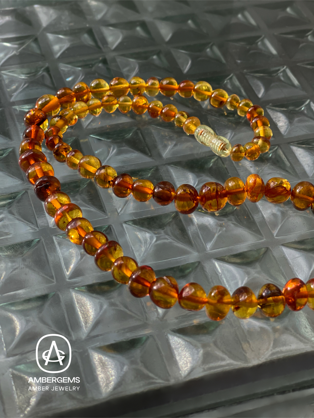 Бусы из янтаря