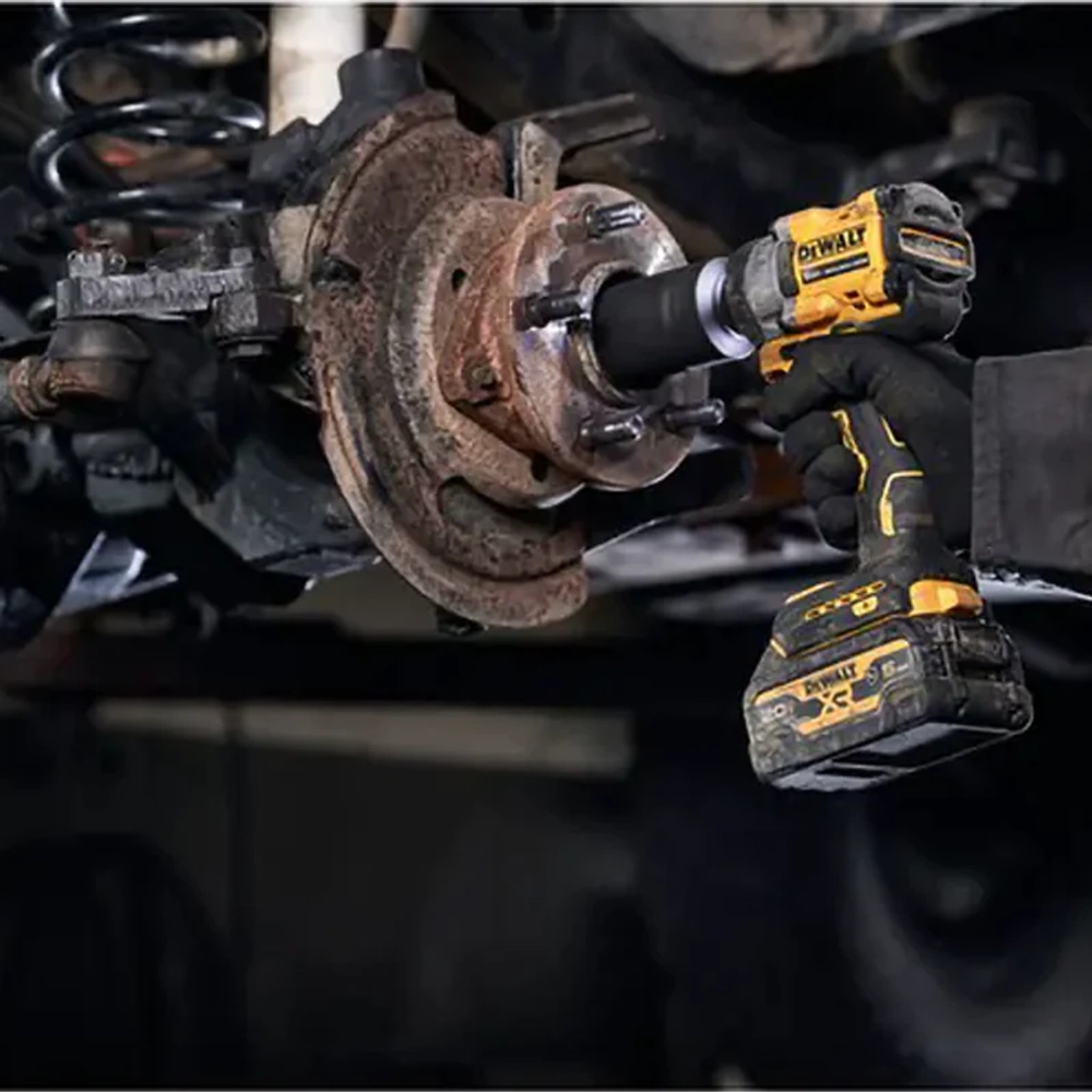 DeWalt DCF923N гайковерт аккумуляторный (без АКБ и ЗУ)
