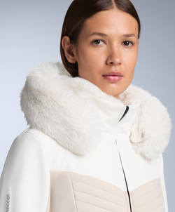 Oysho Водонепроницаемая куртка Primaloft® SKI с цветными блоками, супероблегающая, черный