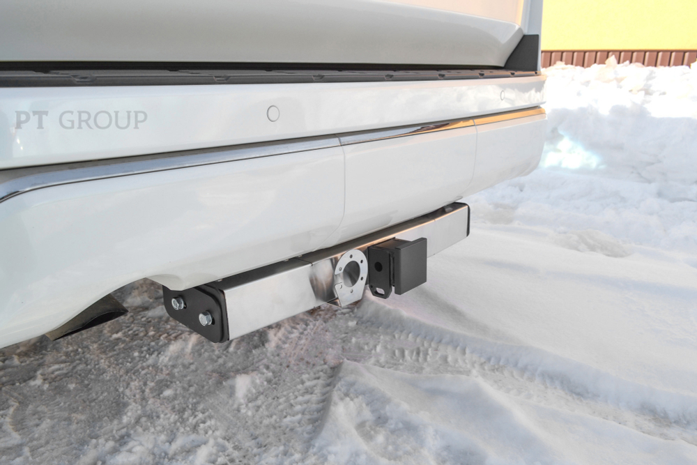 Фаркоп PT GROUP /съемный квадрат/ с нержавеющей накладкой Toyota LC 300 2021-(паспорт и сертификат в комплекте)(без электрики) арт.TLT-21-991124.00