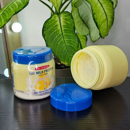 Крем для тела Carebeau Витамин Е, Соевое молочко 500 мл