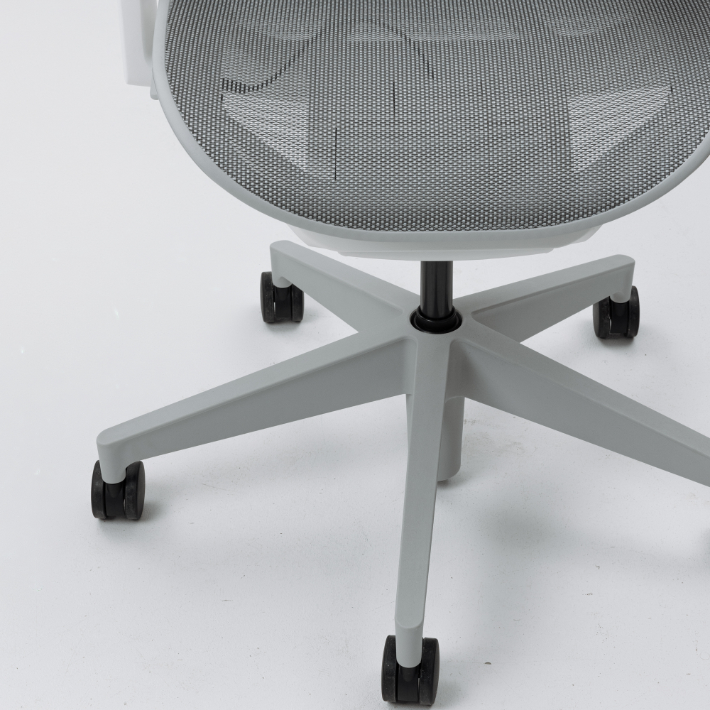 Кресло Herman Miller Cosm, высокая спинка, цвет Mineral, регулируемые подлокотники