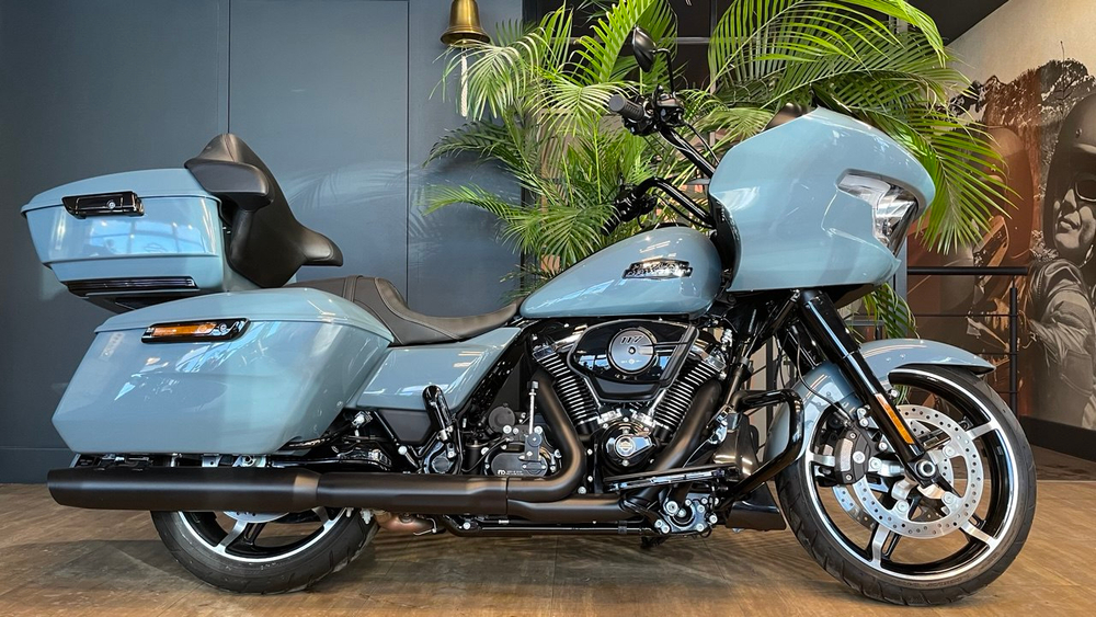 Harley- Davidson Road Glide 117 SHARKSKIN BLUE/Black 2024