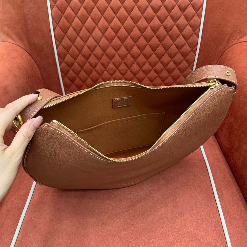 Louis Vuitton Low Key Cookie MM