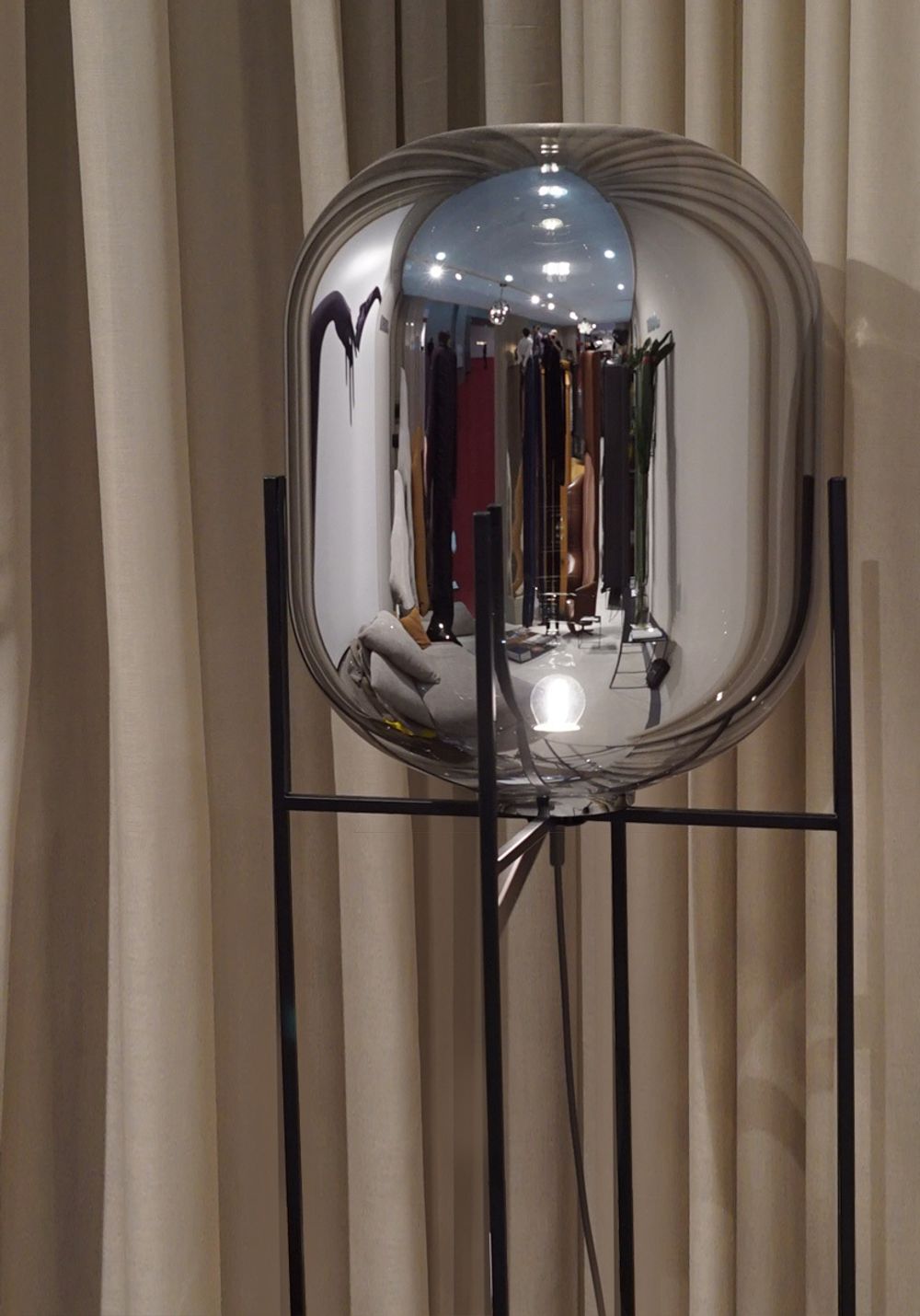 Торшер Oda black/smoky