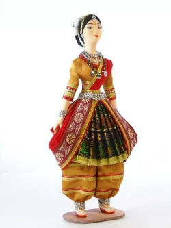 Кукла коллекционная Танцовщица. Индия
