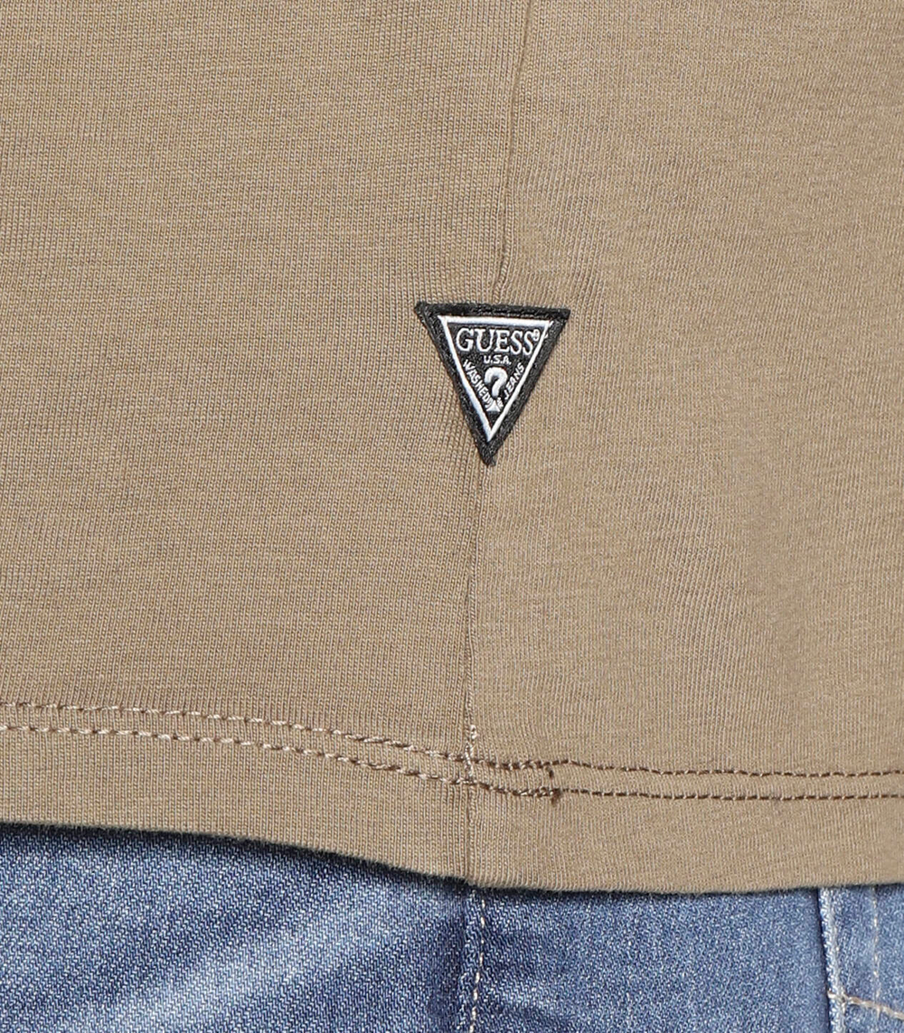 футболка ss bsc brushed triangle tee GUESS - хаки(M3RI64 KBDL0)