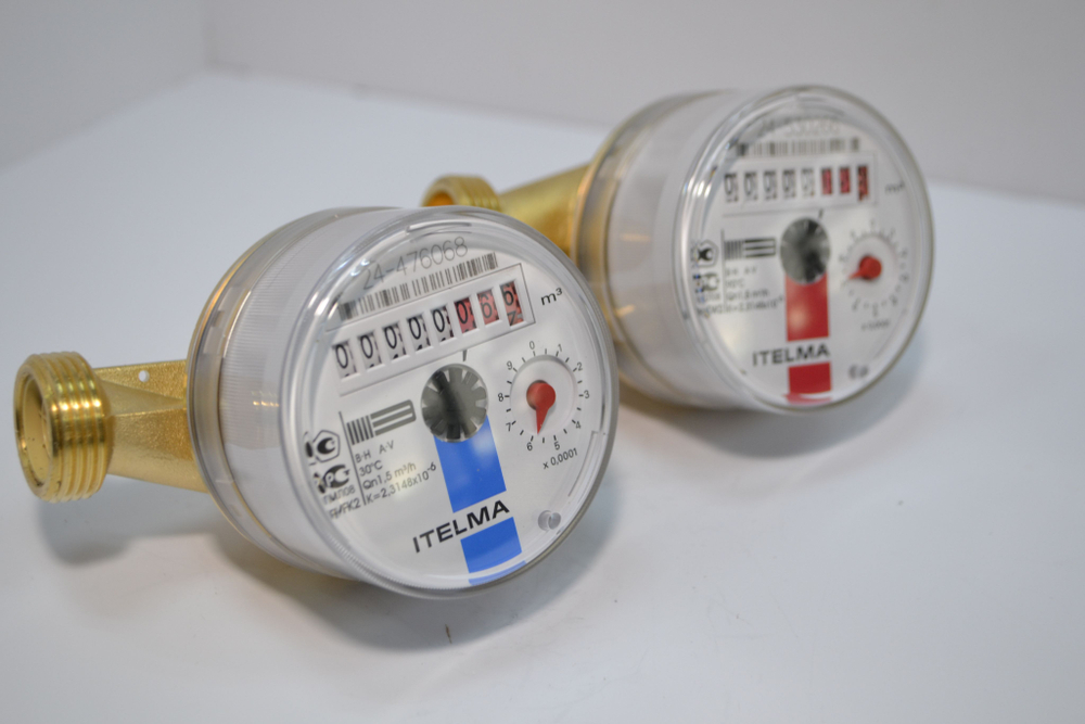 Комплект счетчиков L-110 холодной и горячей воды Itelma WFK20.D110 и WFW20.D110 Ду-15 1/2"