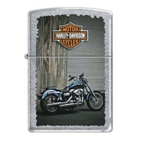 Зажигалка серебристая Zippo Harley-Davidson с покрытием Street Chrome