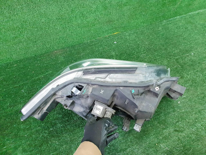 Фара левая Lexus GX 2 URJ150 (2013-2019) LED