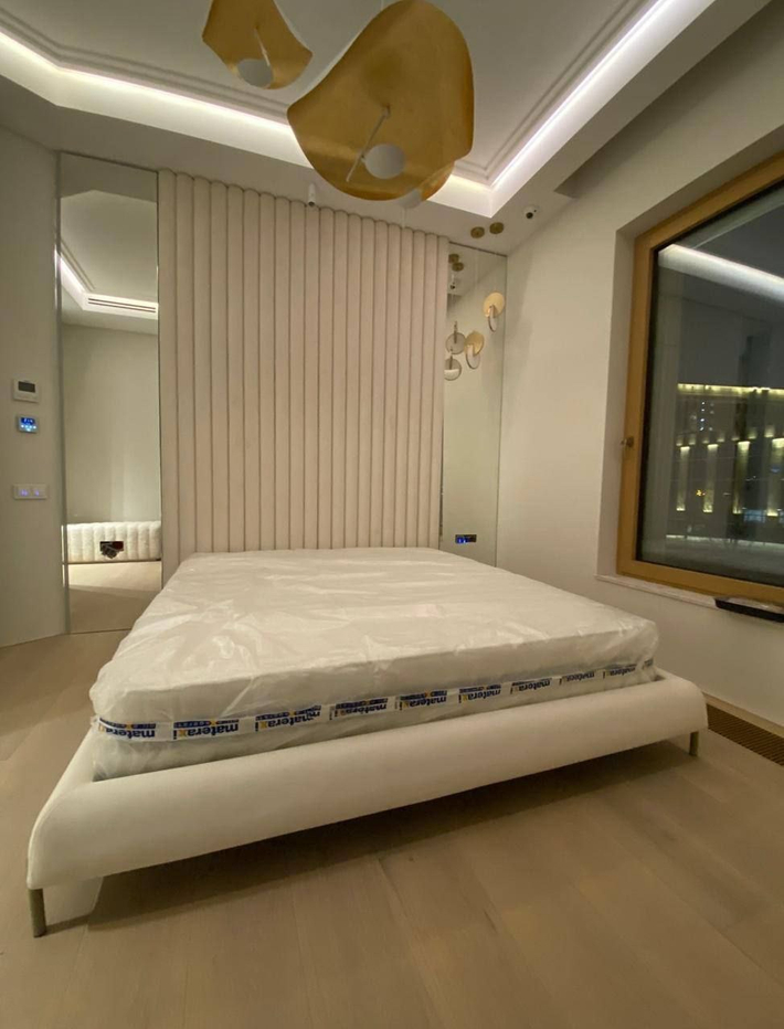 Двуспальная кровать «Вертикаль»