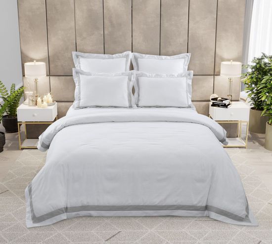 Евро комплект постельного белья Легкий ветер Queen (Королева) сатин