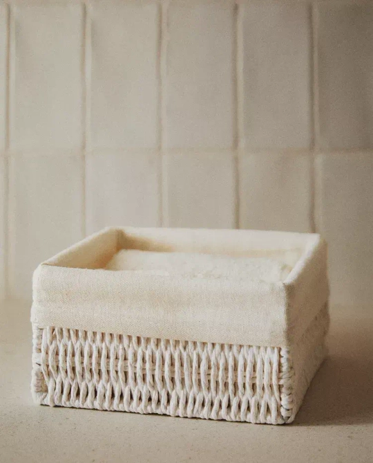 ZARA HOME КВАДРАТНАЯ КОРЗИНА С ТЕКСТИЛЬНОЙ ПОДКЛАДКОЙ, БЕЛЫЙ