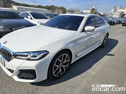 BMW 5 Series (G30) 530e M Sports (02.2021)