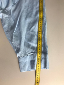 Блузка практичная и удобная, визуально на 52 размер