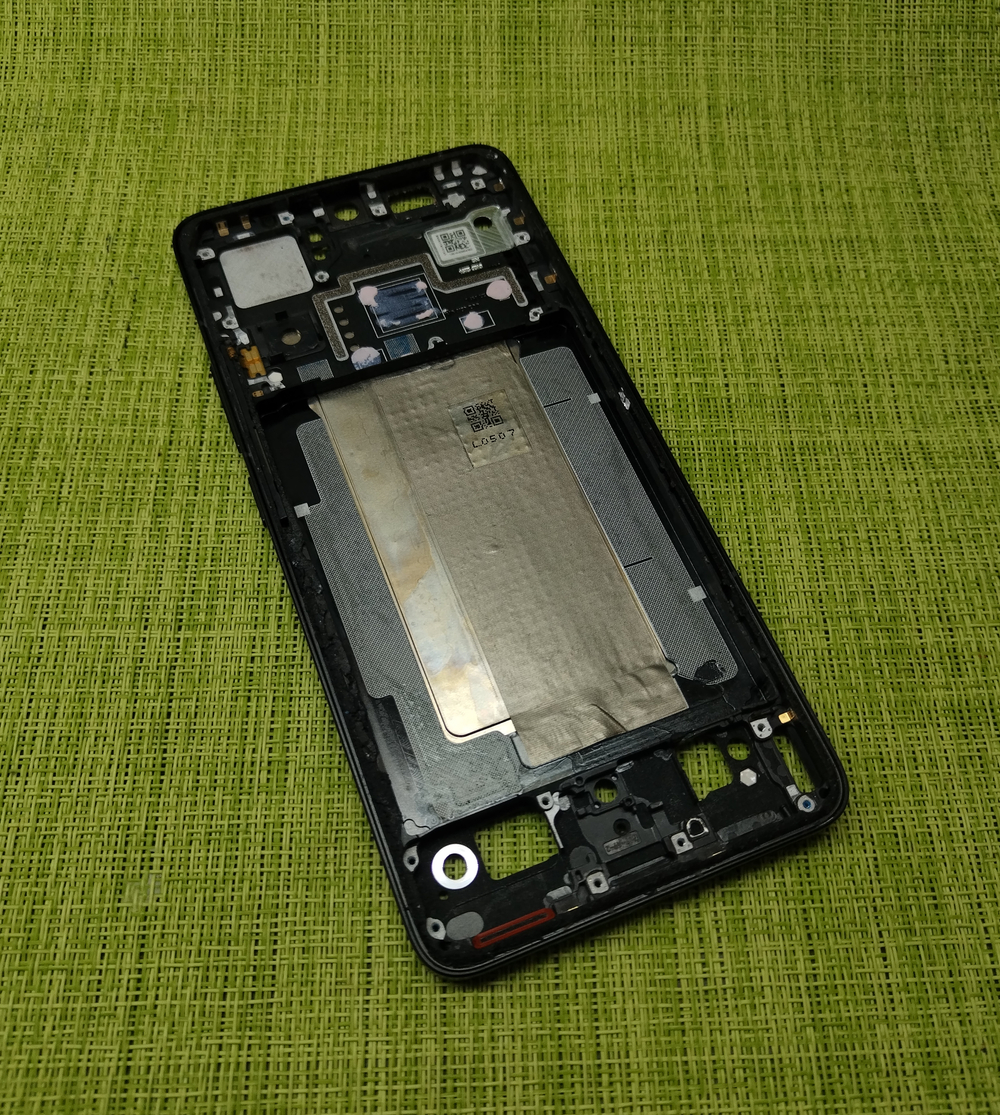 Poco F6 Pro 5G (23113RKC6G) - Рамка дисплея + кнопки (ORIG-SP)