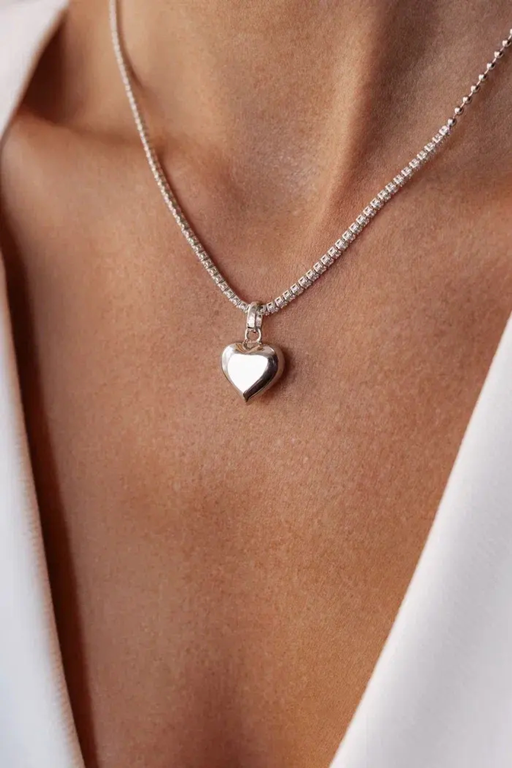 Тенисное колье с сердцем