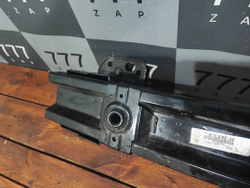 Усилитель переднего бампера Hyundai Staria (US4) 21-нв Б/У Оригинал 64900CG000