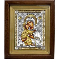 Икона Божией Матери Владимирская в серебряном окладе. 14 × 18 см.