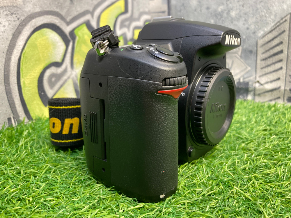 Nikon D7000 (11.000 кадров)