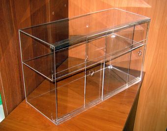 Витрина двухярусная 500х200х299