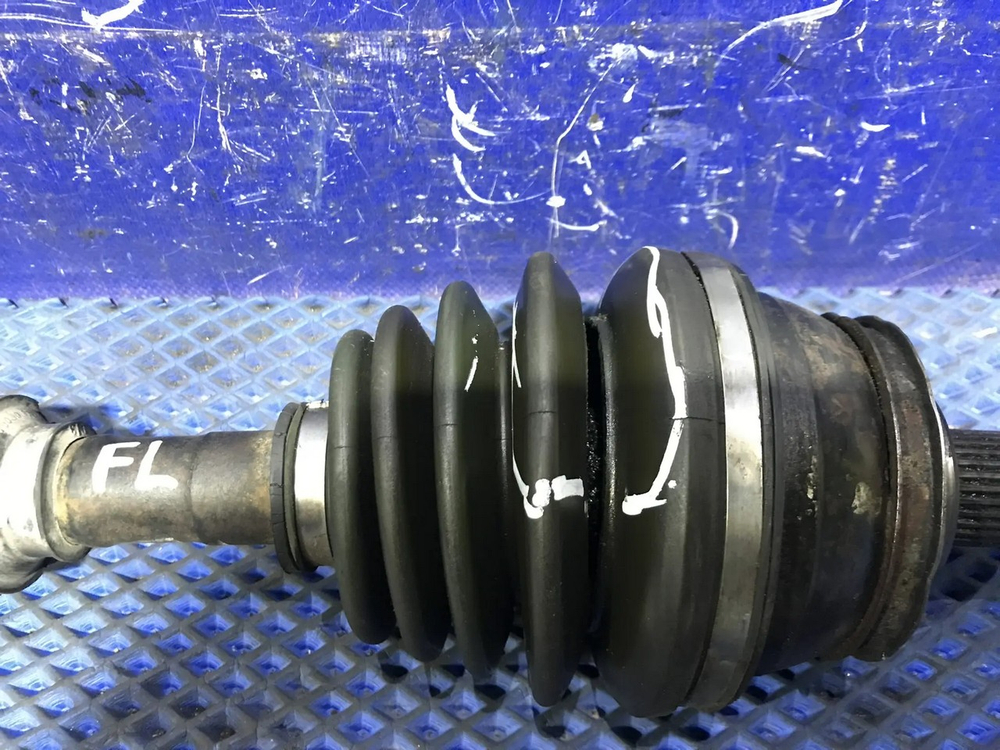 Привод передний левый NISSAN CEFIRO 1994