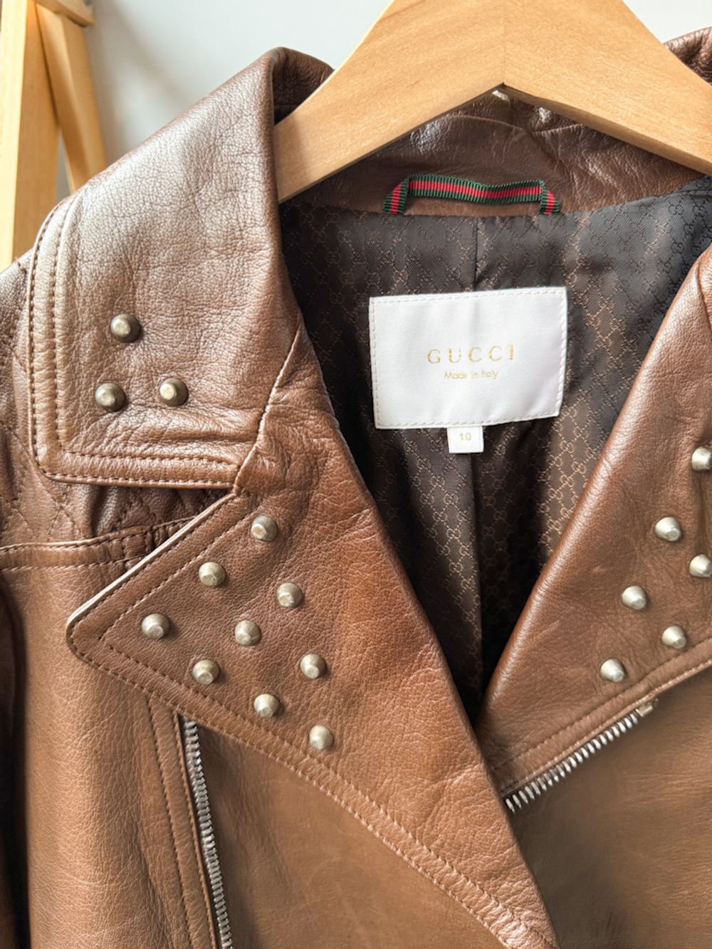 Кожаная куртка Gucci, 140