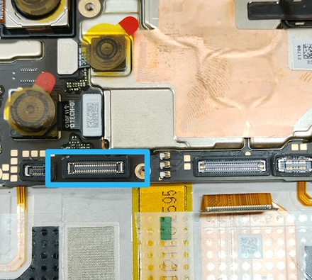 Realme 9 Pro 5G (RMX3472) / FPC коннектор дисплея (на плату)