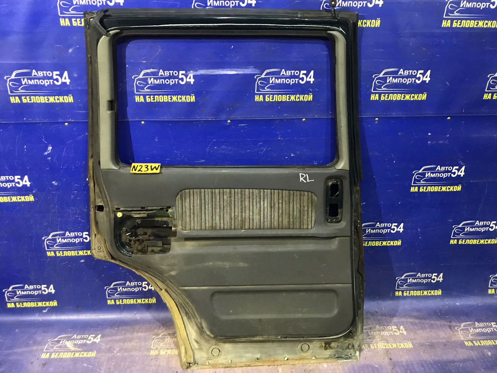 Дверь задняя левая MITSUBISHI RVR 1994